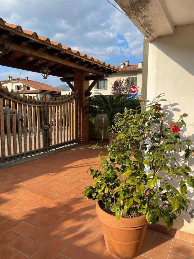 Raffinato Bilocale A Lido Di Camaiore Vicino Al Mare Dış mekan fotoğraf